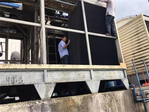 深圳冷卻塔在操作時(shí)對(duì)設(shè)備設(shè)施進(jìn)行全面檢查(杭州冷卻塔安裝調(diào)試)